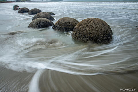 Moeraki Boulders (LE)
